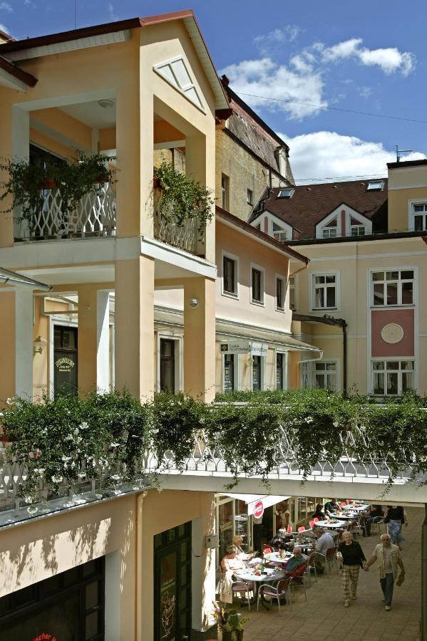 Apartmany Cesky Dvur Marianske Lazne Exterior foto