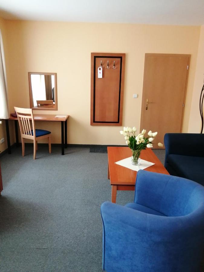Apartmany Cesky Dvur Marianske Lazne Exterior foto